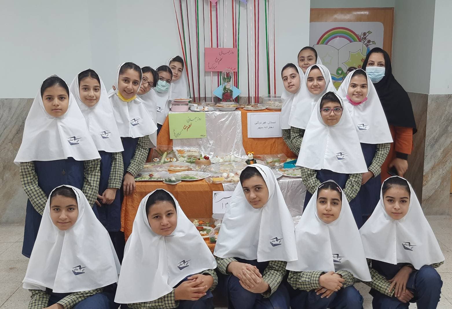 دبستان غیردولتی دخترانه سپهر جایی که آموزش، بازی و کشف استعدادها دست در دست هم دارند